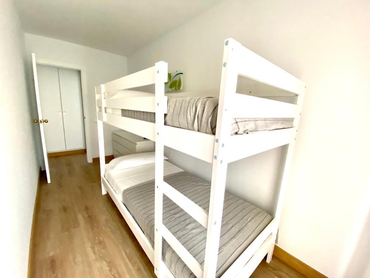 Apartamento Con 3 Habitaciones, Terraza Y Jardin Comunitario Con Piscina En Sant Antoni De Calonge Exteriör bild